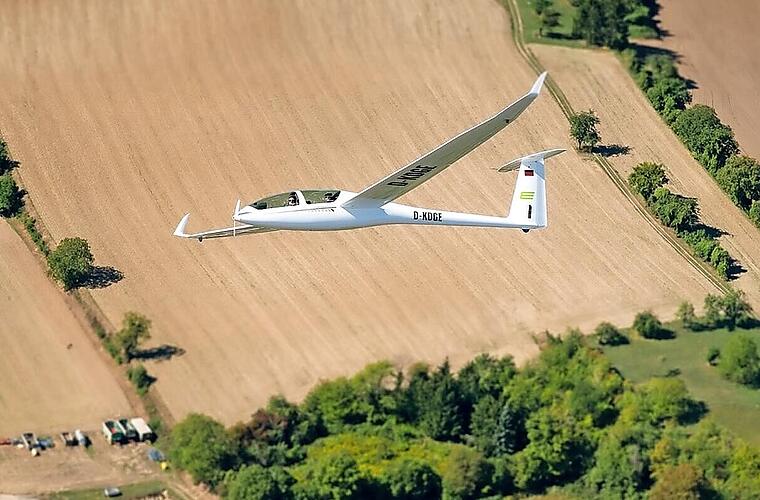 E-Flugzeuge auf Feuerstein - Vimarsana News