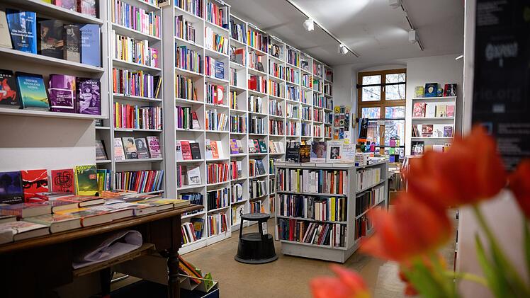 Buchhandlung "Zur schwankenden Weltkugel" in Berlin