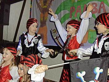 Nachwuchs gesichert: Die Kids-Garde aus Wittershausen überzeugte mit ihrem Piratentanz.