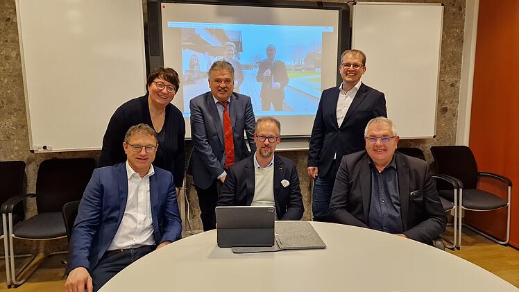 Kulmbach: Wasserstofftankstellen-Projekt setzt sich bei Innovativ-Wettbewerb durch - "ihr habt super Konzepte vorgelegt"