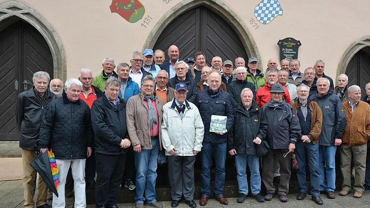 Die Bundesdelegiertenversammlung der BGS-Kameradschaft war in Münnerstadt zu Gast. Foto: Björn Hein