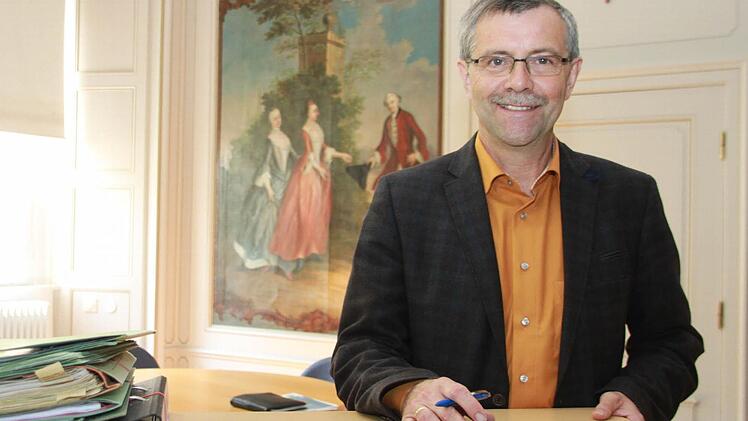Der Physiker Klaus Buß leitet die Dienststelle Kulmbach des Landesamts für Umwelt im Schloss Steinenhausen.