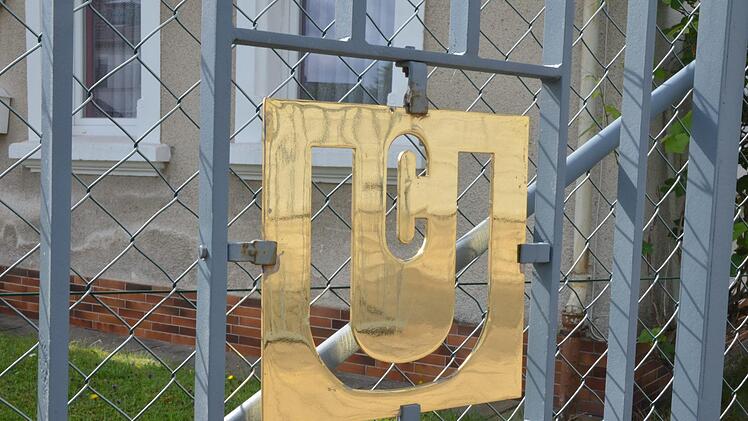 Die Firma Ultsch Polstermöbel GmbH & Co. KG in Ebersdorf stellt zum Jahresende den Betrieb ein. Foto: Rainer Lutz