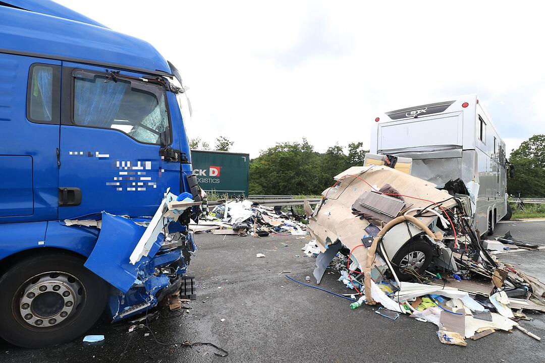 Furchtbares Unglück: Wohnmobil-Fahrer stirbt auf A3 bei Schlüsselfeld