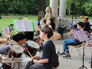 Bamberg: "Mit frischem Wind" - Bläserensembles spielen im Hain-Musikpavillon Bamberg: "Mit frischem Wind" - Bläserensembles spielen im Hain-Musikpavillon