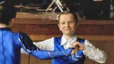 Marie Hess und Jule Friedrich von der Nachwuchsgarde des SKK legten eine flotte Sohle aufs Parkett.