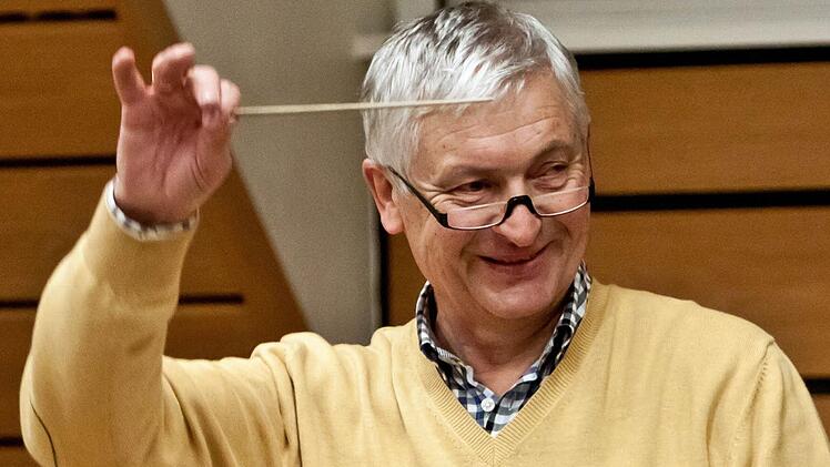 Die Freude an der Musik treibt ihn an: Schon seit 1982 steht Norbert Luche am Dirigentenpult beim "Musizierkreis".