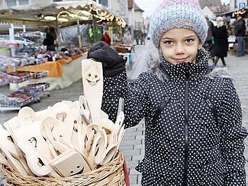 Mit diesem fröhlichen Kochlöffel macht das Kochen noch mehr Spaß.