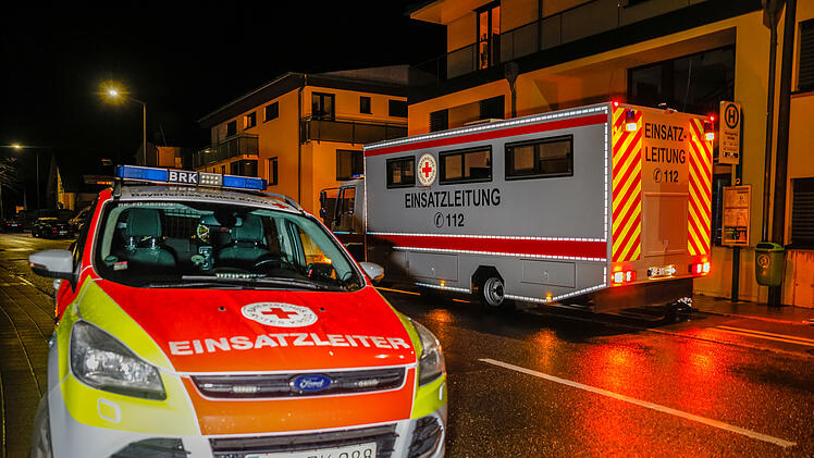 Vermisstensuche nimmt glückiches Ende: Ältere Dame kehrt nach Hause zurück