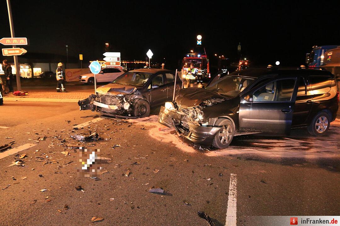 Frontalkollision auf B303 bei Himmelkron