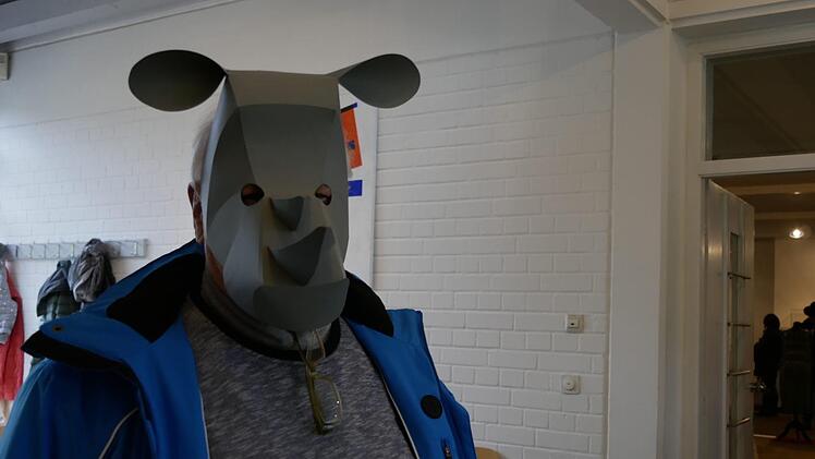 Siggi Röder aus Coburg  wird Halloween als Nashorn den kleinen  Geistern Paroli bieten.