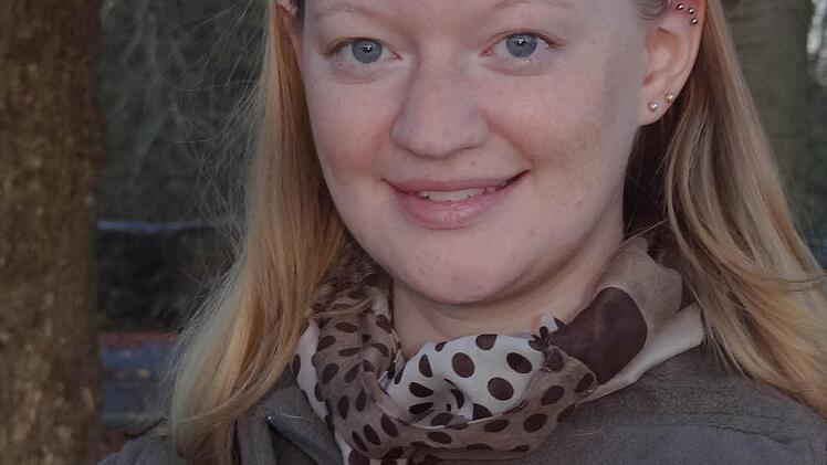 Viele Hundeschulen und -vereine hat Nadine Götz mit ihrer Hündin Leilani ausprobiert. Bei Maren Engelhardt kam sie der Natur ihres Hundes auf die Spur und arbeitet nun an einer vertrauensvollen Beziehung.