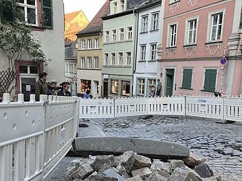 Bamberg: nach Wasserrohrbruch in Karolinenstraße - Stadtwerke geben Update zu Sperrung