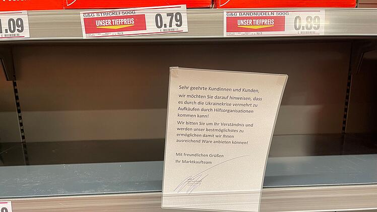 Hof: Hilfsorganisationen kaufen Regale bei Marktkauf leer - wie ist die Lage bei Edeka, Aldi und Lidl?