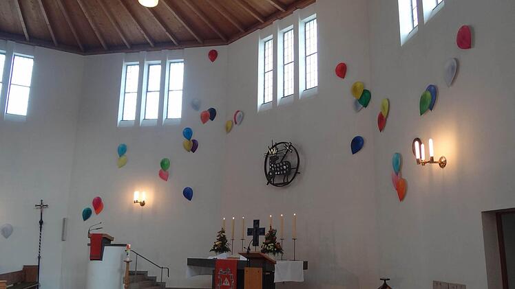 In einer "neuen Kirche" feierte die evangelische Gemeinde in Ebern am Sonntag den Reformationstag.  Foto: Johanna Eckert