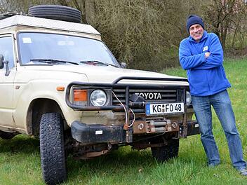 65 000 Kilometer über afrikanische Pisten und Straßen hat Rudi Kleinhenz mit seinem Landcruiser in 37 afrikanischen Staaten zurückgelegt.  Foto: Peter Rauch