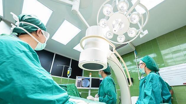 Die 33-jährige Kristina Makris landete wegen eines Tampons im Krankenhaus. Symbolbild: sasint/pixabay.com