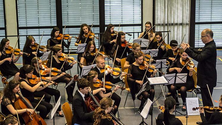 Impressionen vom Gastspiel des Jugend-Symphonieorchester Oberfranken in FrohnlachFoto: Jochen Berger