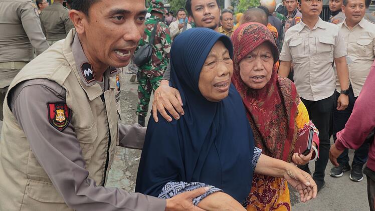 Internat in Indonesien eingestürzt