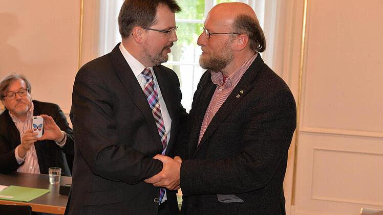 Gewinner und Verlierer der Bamberger Bürgermeisterwahl: Christian Lange (l.) und Peter Gack (r.)   Alle Fotos: Ronald Rinklef