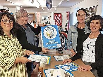 Die Radentscheid-Aktiven der Herzogenauracher Gr&uuml;nen zusammen mit Christina Gr&uuml;ber (rechts).