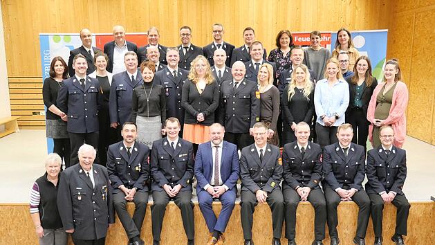 Landkreis Würzburg: Landrat dankt Feuerwehren zum Jahresabschluss - "hervorragende Arbeit"