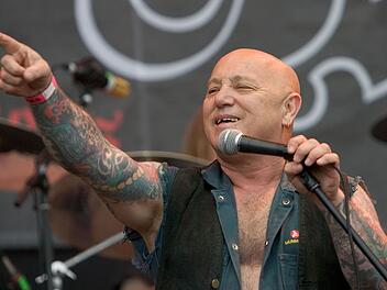 Trauer um Angry Anderson: Rose-Tattoo-S&auml;nger stirbt mit 79 Jahren