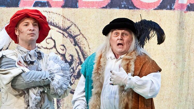 Claus J. Frankl (rechts) und Stephan Ignaz in "Kiss Me, Kate".Foto: Jochen Berger