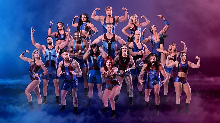"Das sind absolute Biester!" Die 17 Gladiators von "Gladiators - Die Show der Giganten" (RTL) machen auf Kommentator Frank Buschmann einen kr&auml;ftigen Eindruck.