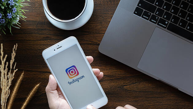 Instagram, Google, Social Media