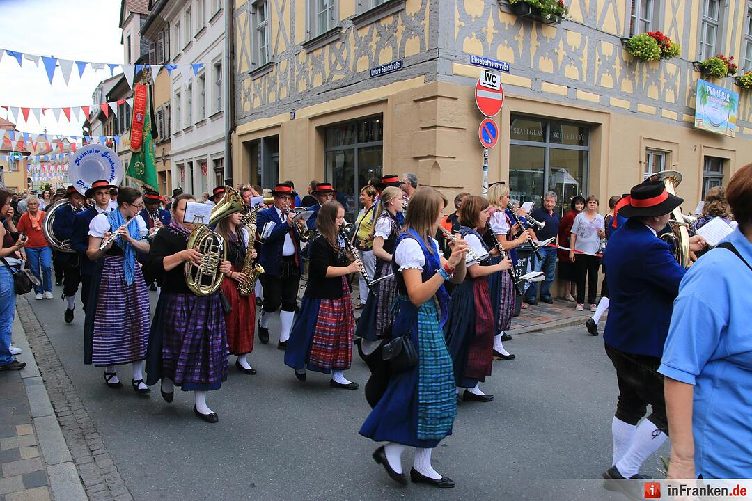 Sandkerwa 2015 - Kerwasbaum-Aufstellen