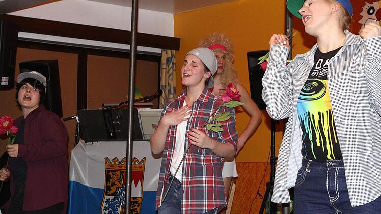 Boys gegen Girls. Foto: Thomas Dill