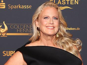 Moderatorin Barbara Sch&ouml;neberger hat in ihrem Podcast "Mit den Waffeln einer Frau" verraten, wieso sie sich nicht mehr f&uuml;r den Playboy ablichten lassen w&uuml;rde.