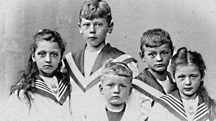 Friedrich Bau mit seinen Geschwistern (von links) Adrienne, Max, Erich und Claire Foto: privat