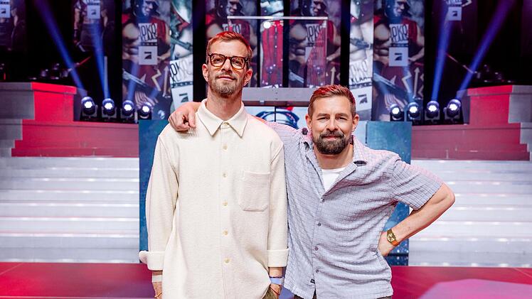 Joko Winterscheidt (links) und Klaas Heufer-Umlauf traten vor drei Jahren schon einmal gegen 777 Sender-Besch&auml;ftigte an.