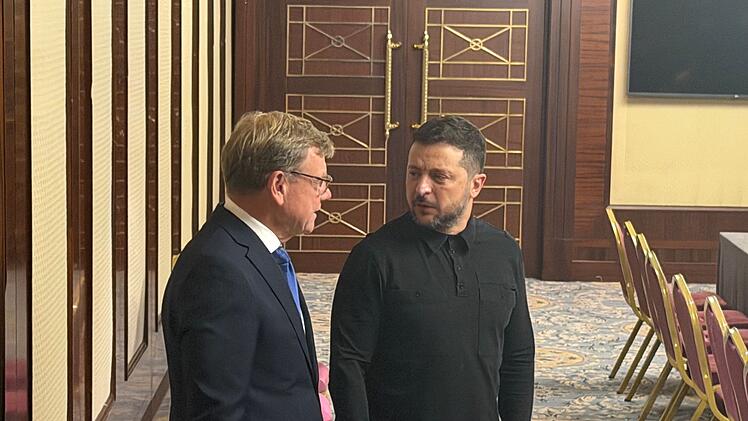 Au&szlig;enminister Wadephul besucht die Ukraine