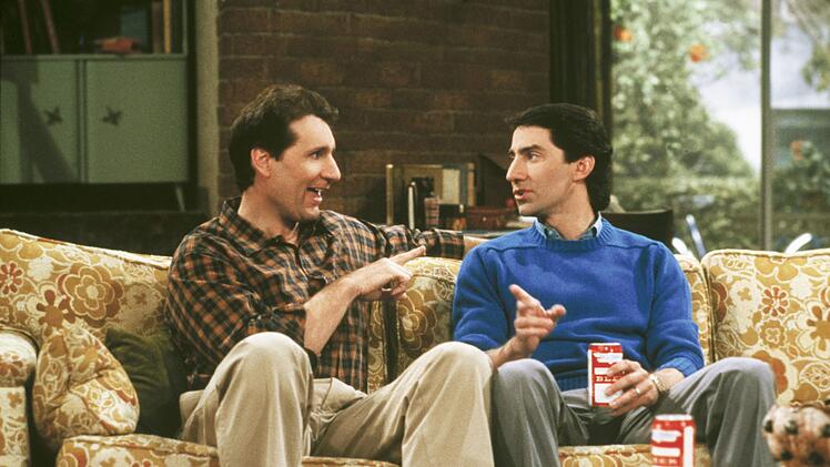 Steve Rhoades (David Garrison, rechts) war Marcys erster Ehemann. Auch er arbeitet als Bankangestellter, verliert aber seinen Job wegen eines geplatzten Kredits.