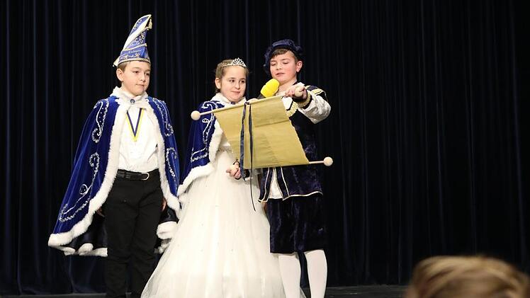 Impressionen vom Kulmbacher Kinderfasching in der Stadthalle Barbara Herbst