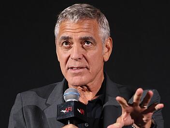 George Clooney h&auml;lt es im R&uuml;ckblick f&uuml;r falsch, dass Kamala Harris f&uuml;r das Amt als US-Pr&auml;sidentin kandidierte.
