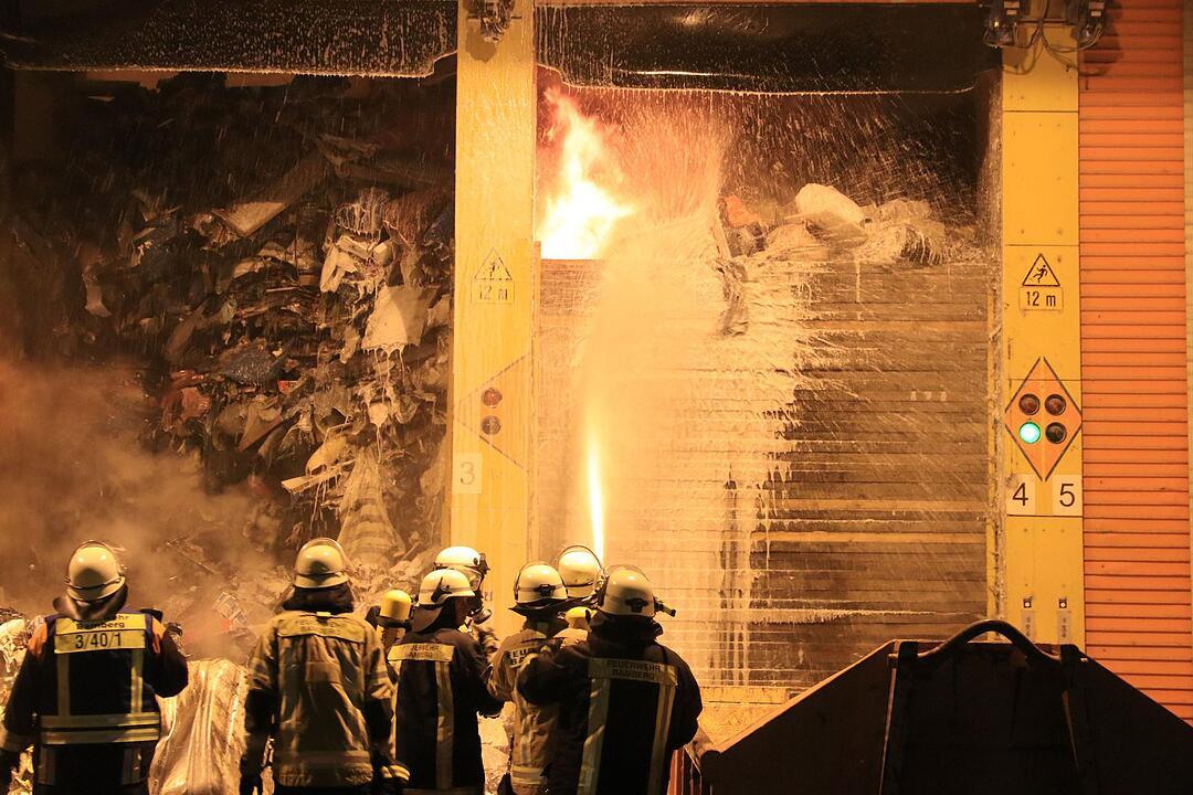 Bamberger Müllheizkraftwerk: Tonnen von Müll geraten am Dienstag in Brand