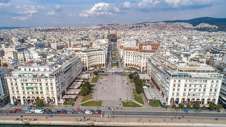 Thessaloniki wurde schon mehrfach zur Kultur-Hauptstadt Europas ausgezeichnet. Sie ist die zweitgrößte Stadt Griechenlands und bietet vielseitige kulturelle Einrichtungen.