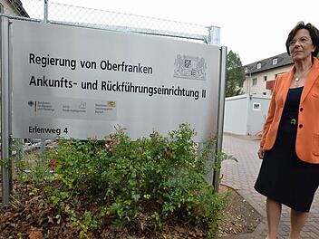 Bayerns Sozialministerium hob im September 2015 die Ankunfts- und Rückführungseinrichtung in Bamberg aus der Taufe. Nun arbeitet das Zentrum für beschleunigte Asylverfahren unter neuen Rahmenbedingungen weiter - allerdings bleibt unklar, woher die Flüchtlinge kommen.  Foto: Rinklef