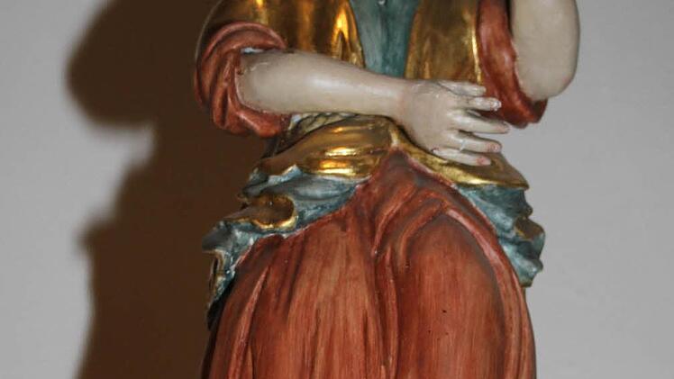 Der Heilige Johannes trug einst wohl eine Inschrift, doch die ist übermalt worden. Foto: Sopnja Adam