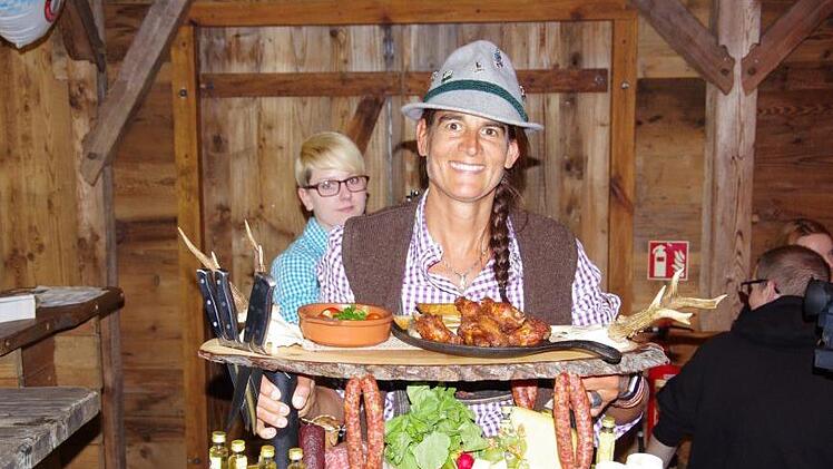 Eröffnung der "Oktoberfest-Hütte" an der Reitanlage der Oberen Saline.  Klaus Werner