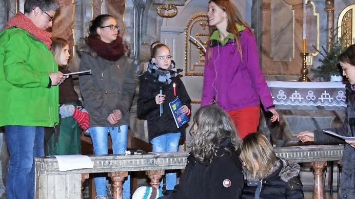Um das erste Weihnachtswunder dreht sich das Musical, das am Sonntag in der Kirche Ebenhausen aufgeführt wird. Foto: Martina Straub