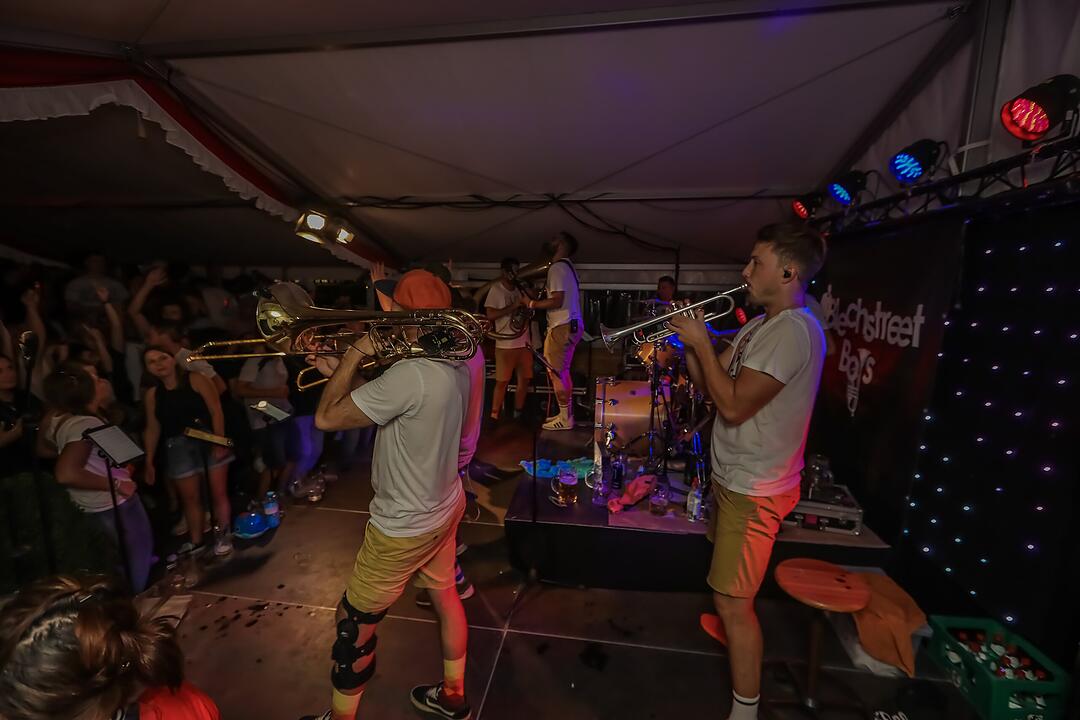 Endlich wieder Partystimmung im Sandgebiet