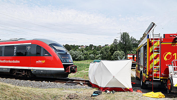 Alzenau:T&ouml;dlicher Bahnunfall