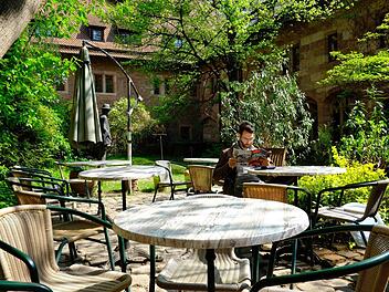 Idylle mitten in Nürnberg: das Kesten-Café. Foto: Pelke