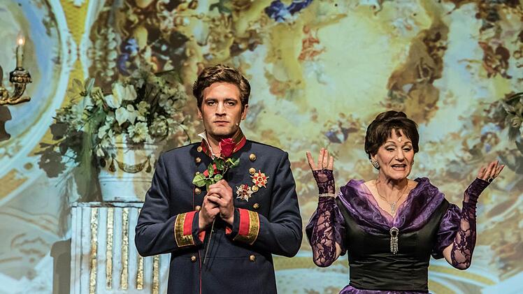 Die Aufführung des Musicals "Sissi" im Kongresshaus Rosengarten beschert dem Coburger Publikum ein Wiedersehen mit Claus J. Frankl als Darsteller und Regisseur.