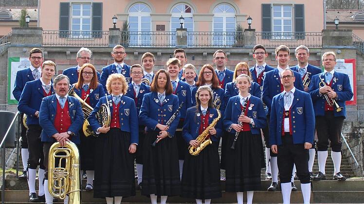 Die Leichtersbacher Musikanten spielen am Sonntag, 2. Dezember, ein Adventskonzert in der Kirche St. Peter und Paul in Oberleichtersbach. Foto:  Karina Kirchner